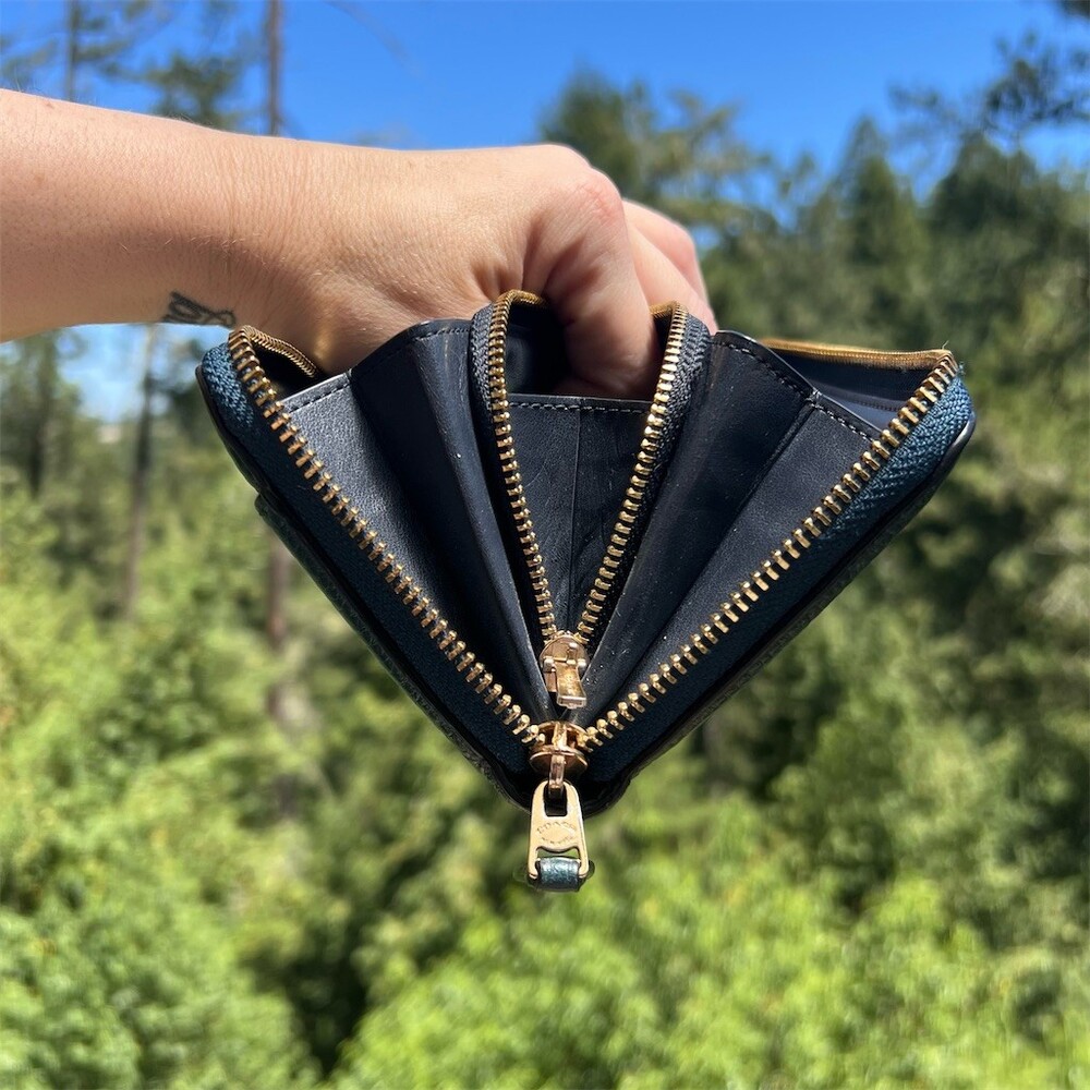 COACH Teal Long Zip-Around Pebble Leather Wallet with Gold Hardware AUTHENTIC - Picture 11 of 12